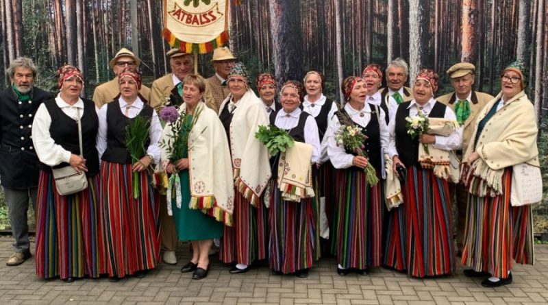 Talsu Kultūras centra senioru jauktais koris “Atbalss” Madonā